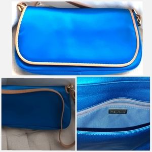 HEYRAUD VINTAGE PURSE IN LIKE NEW CONDITON